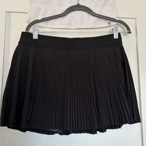 Lululemon Athletica Pleated Black Mini Skirt